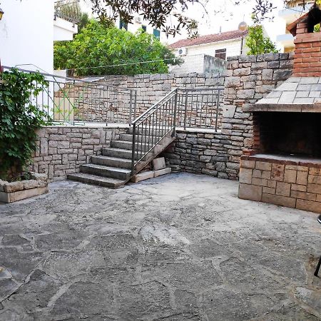 Apartments Vrsalovic Bol Exterior photo